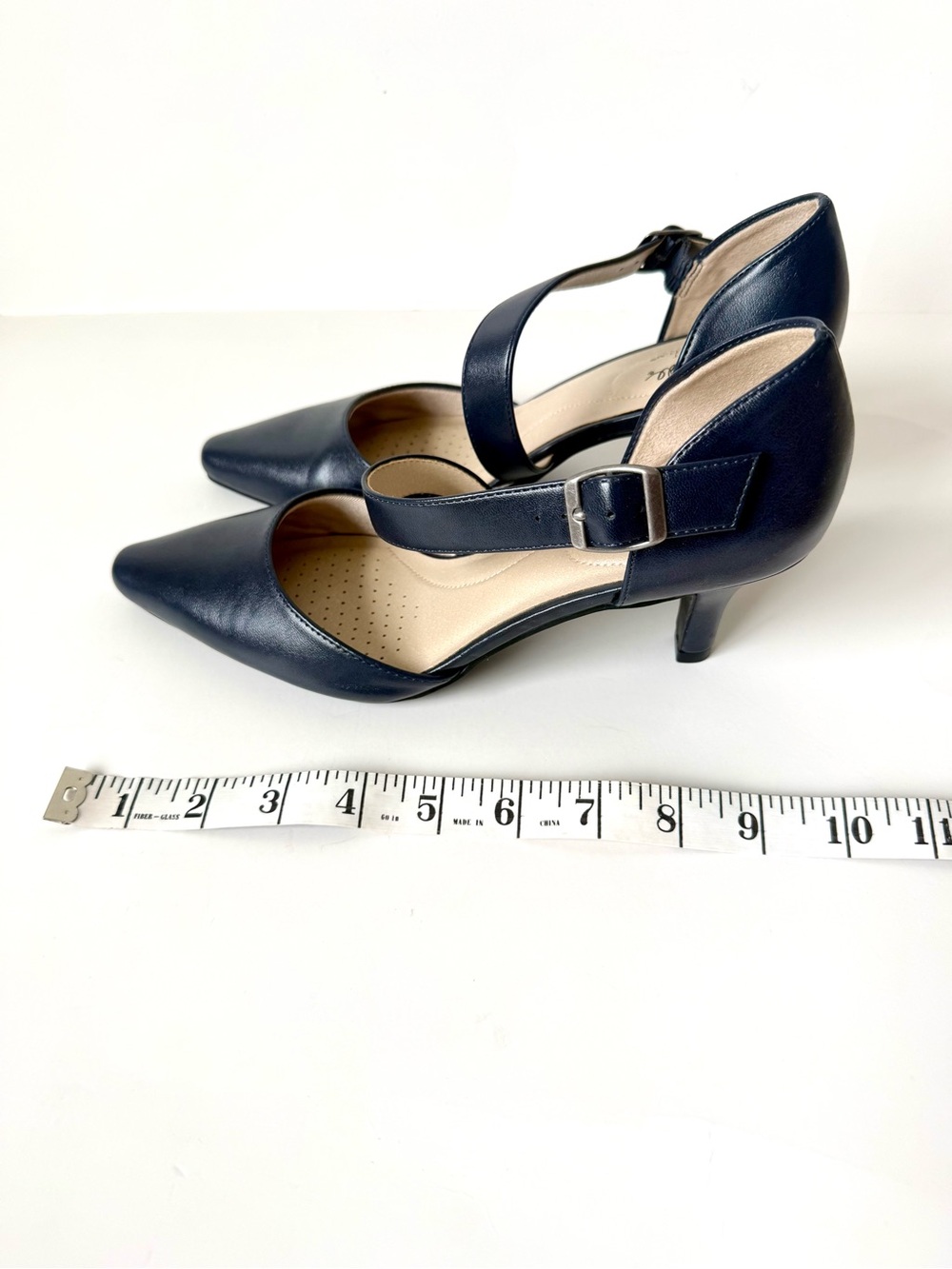 LIFE STRIDE Kamala Navy Pointed-Toe Cross-Strap Heels—SZ. 7.5 - Picture 3 of 14